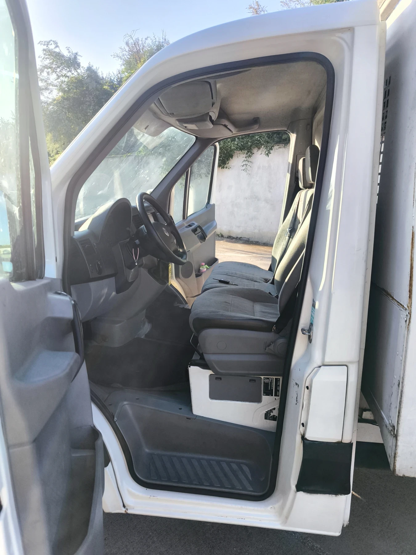 VW Crafter, снимка 12 - Бусове и автобуси - 55080711