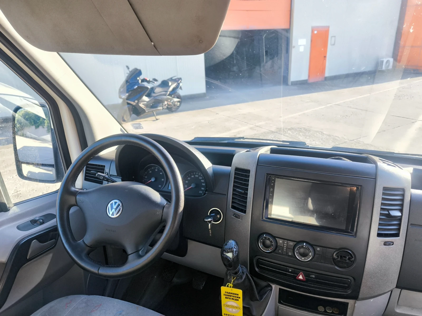 VW Crafter, снимка 7 - Бусове и автобуси - 55080711