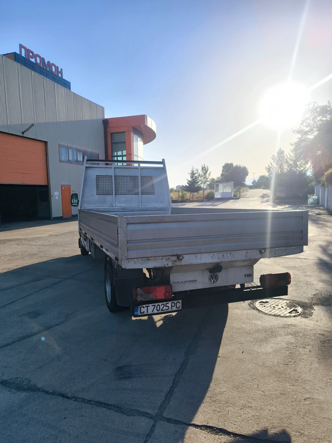 VW Crafter, снимка 4 - Бусове и автобуси - 55080711
