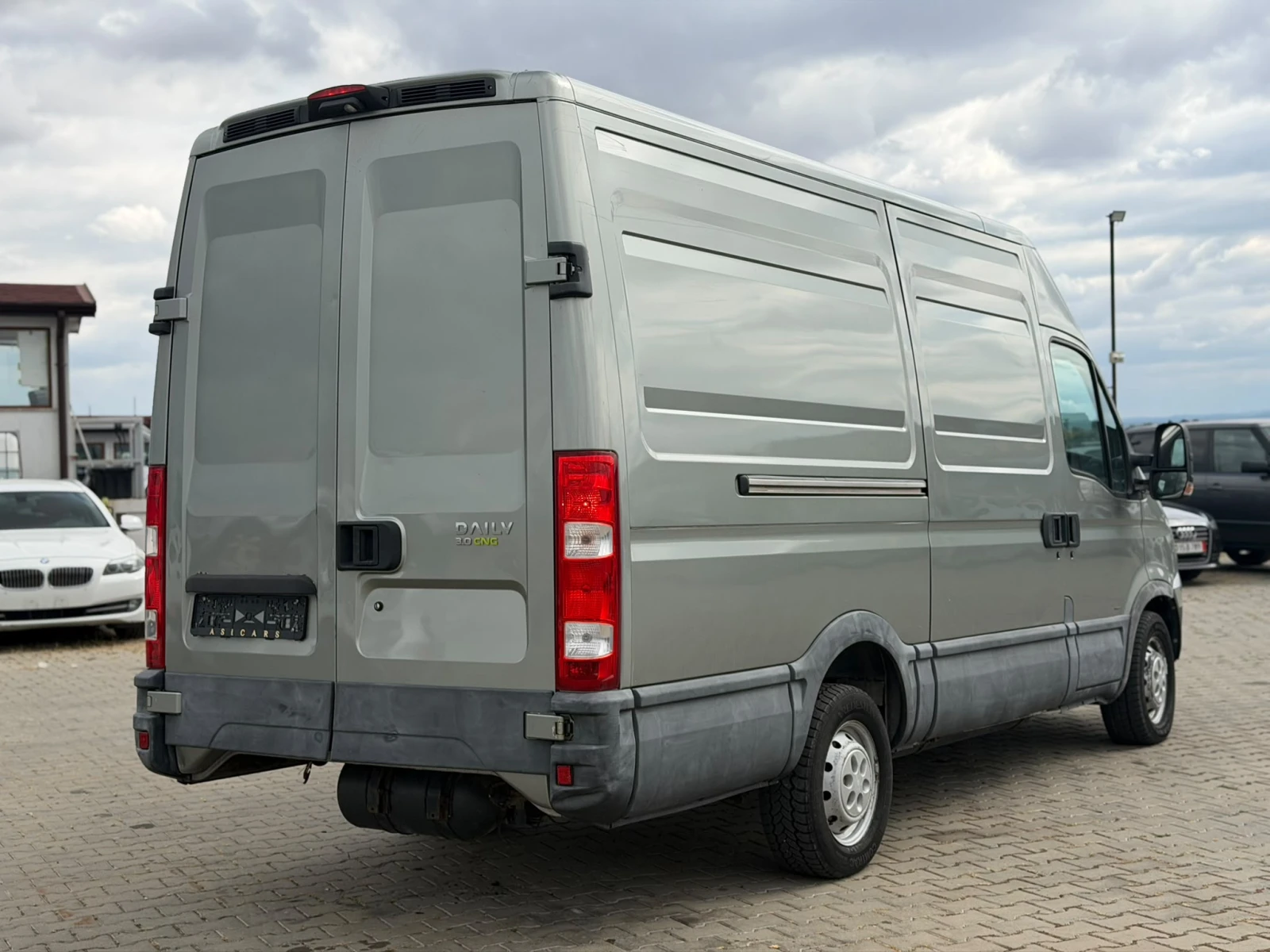 Iveco Daily / 35S14 / METAN / , снимка 6 - Бусове и автобуси - 56271148