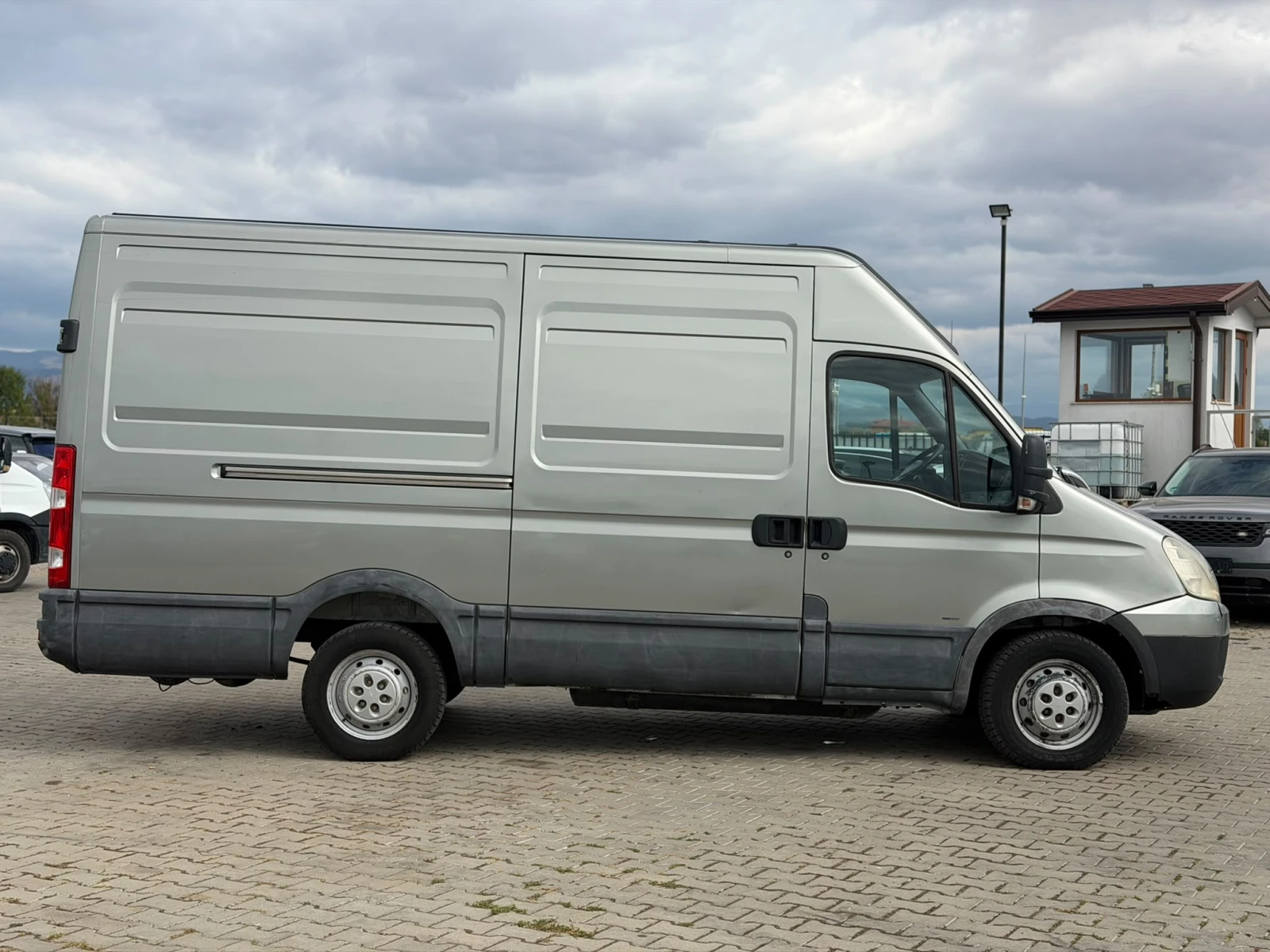 Iveco Daily / 35S14 / METAN / , снимка 7 - Бусове и автобуси - 56271148