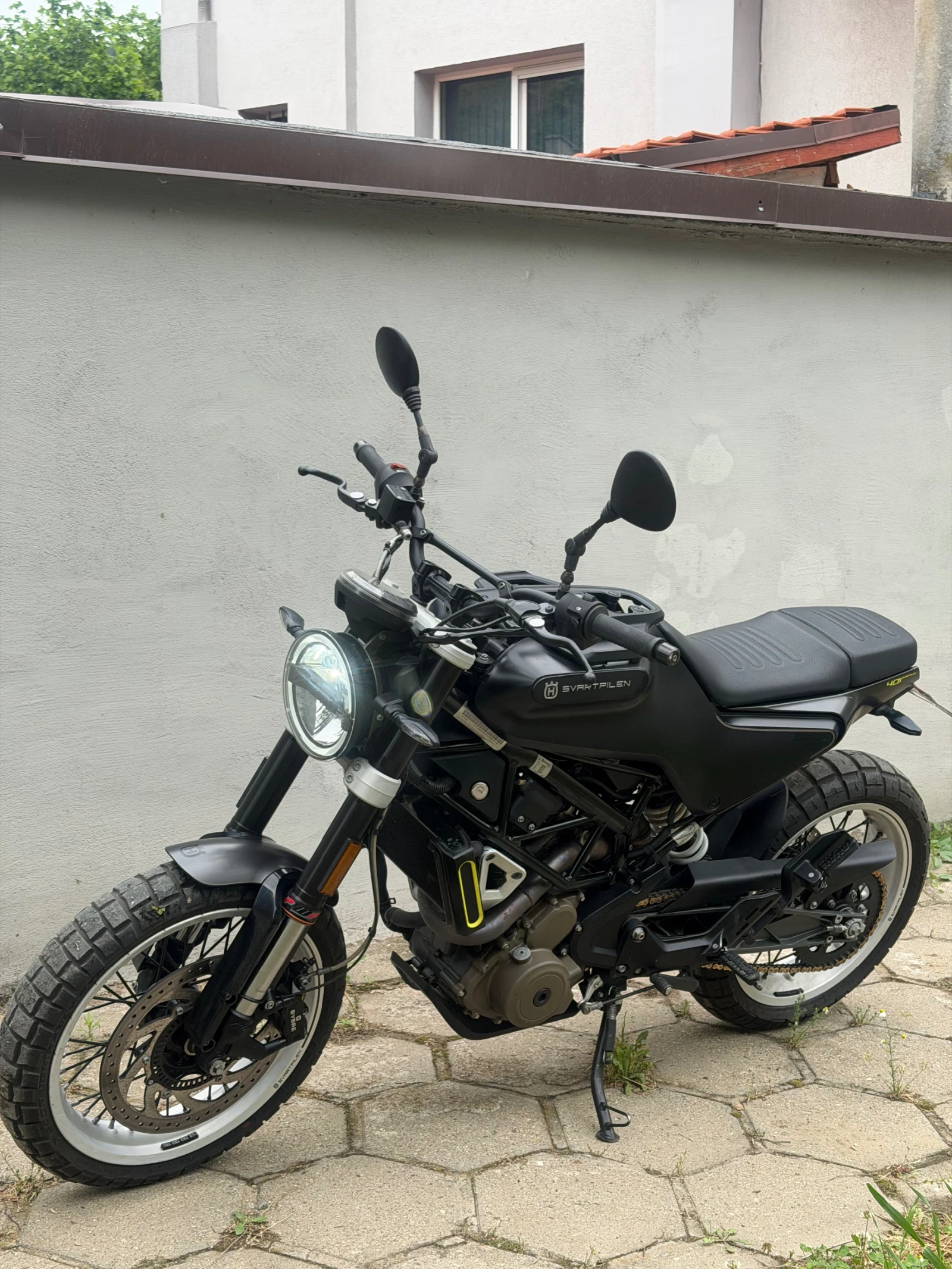 Husqvarna Svartpilen 401, снимка 6 - Мотоциклети и мототехника - 54585949