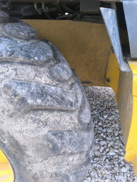 Багер Komatsu WB93S, снимка 10