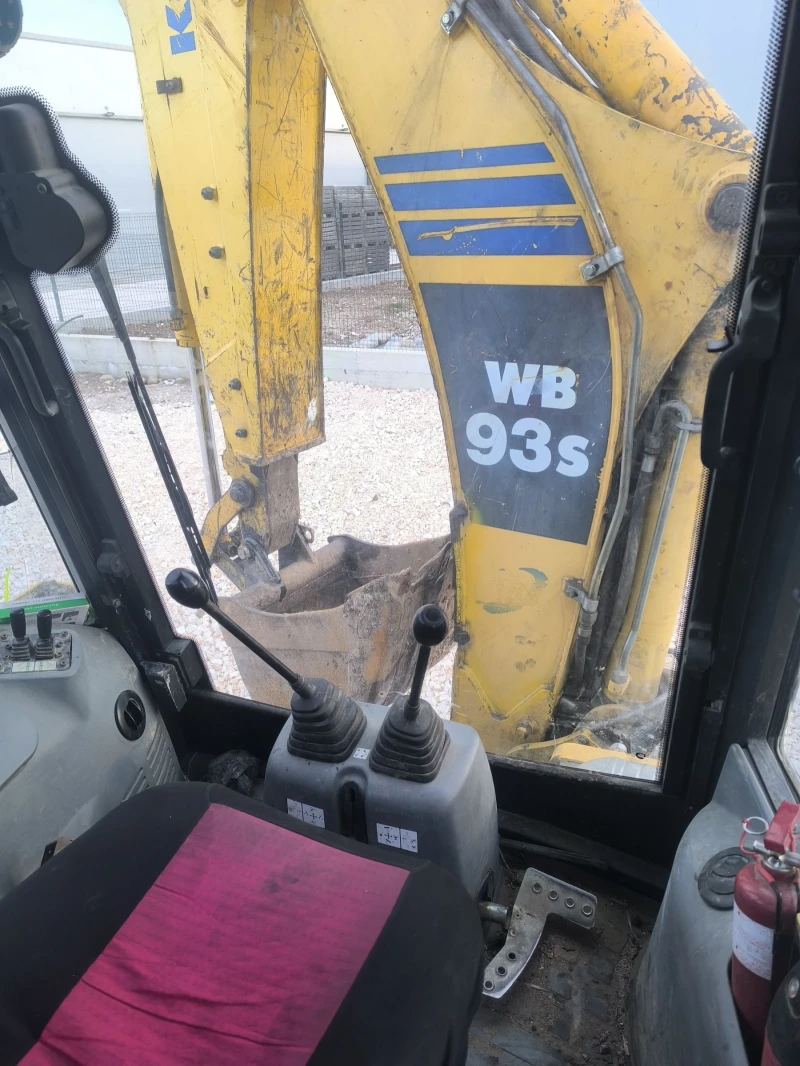 Багер Komatsu WB93S, снимка 11 - Индустриална техника - 52969865