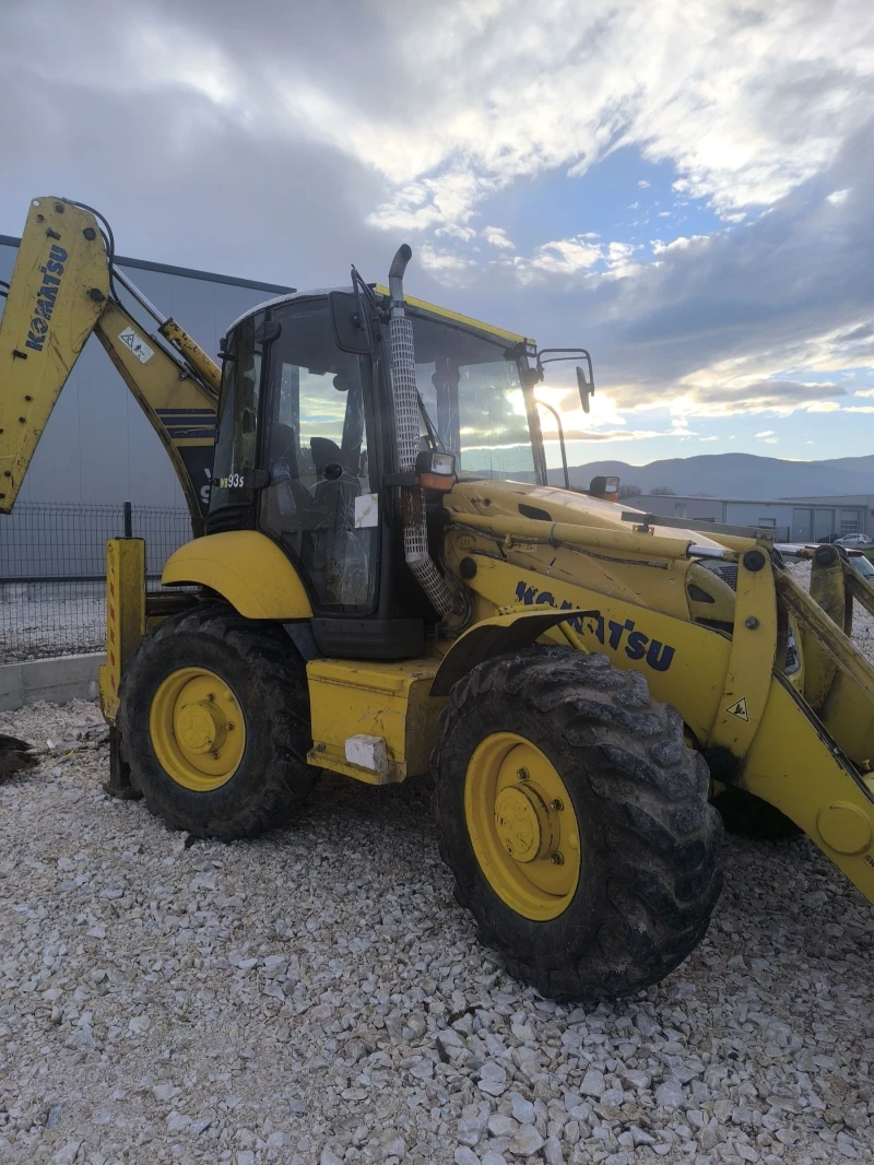 Багер Komatsu WB93S, снимка 9 - Индустриална техника - 52969865