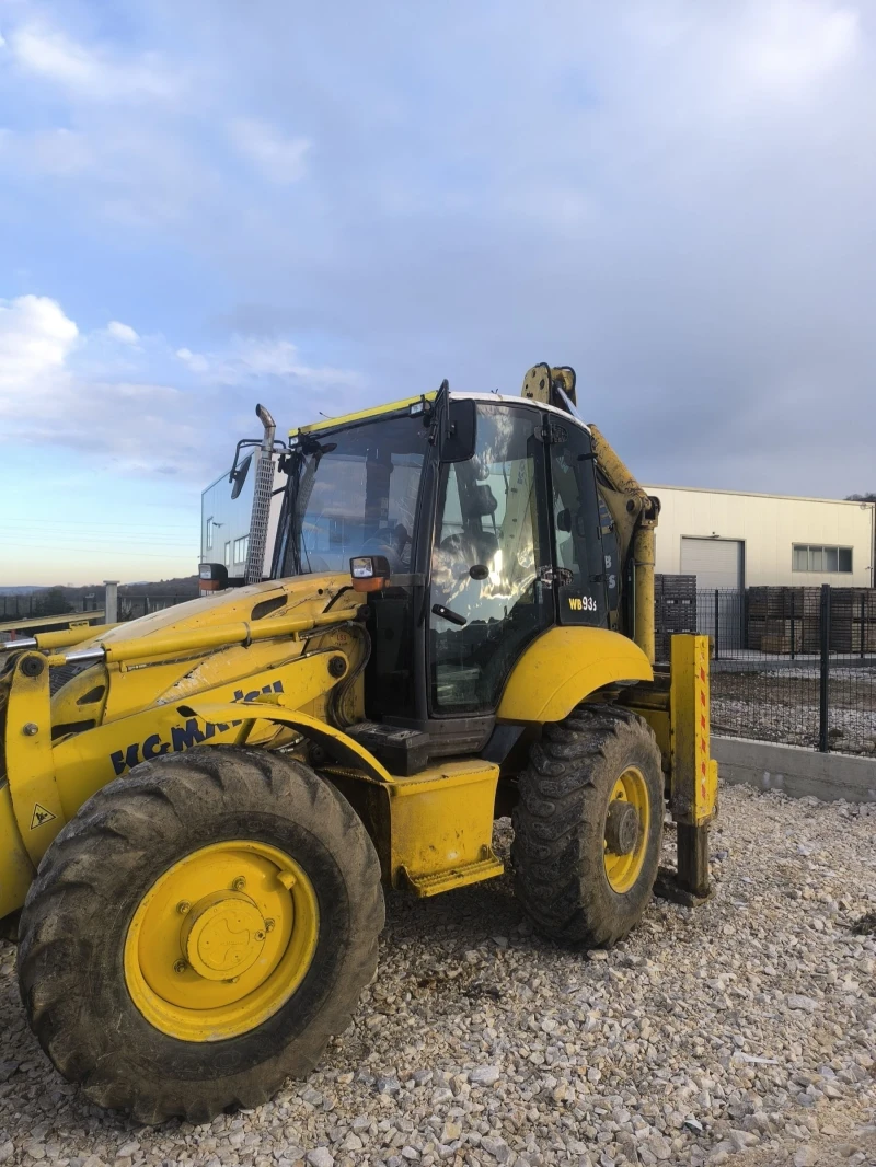 Багер Komatsu WB93S, снимка 8 - Индустриална техника - 52969865