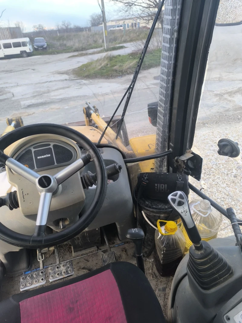 Багер Komatsu WB93S, снимка 12 - Индустриална техника - 52969865