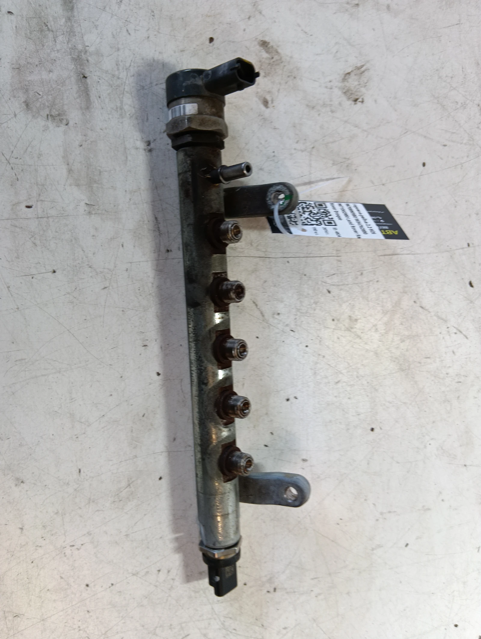 горивна рейка 2.2 HDI 9670890580 9654762880 9671002980 Land Rover Range Rover Evoque