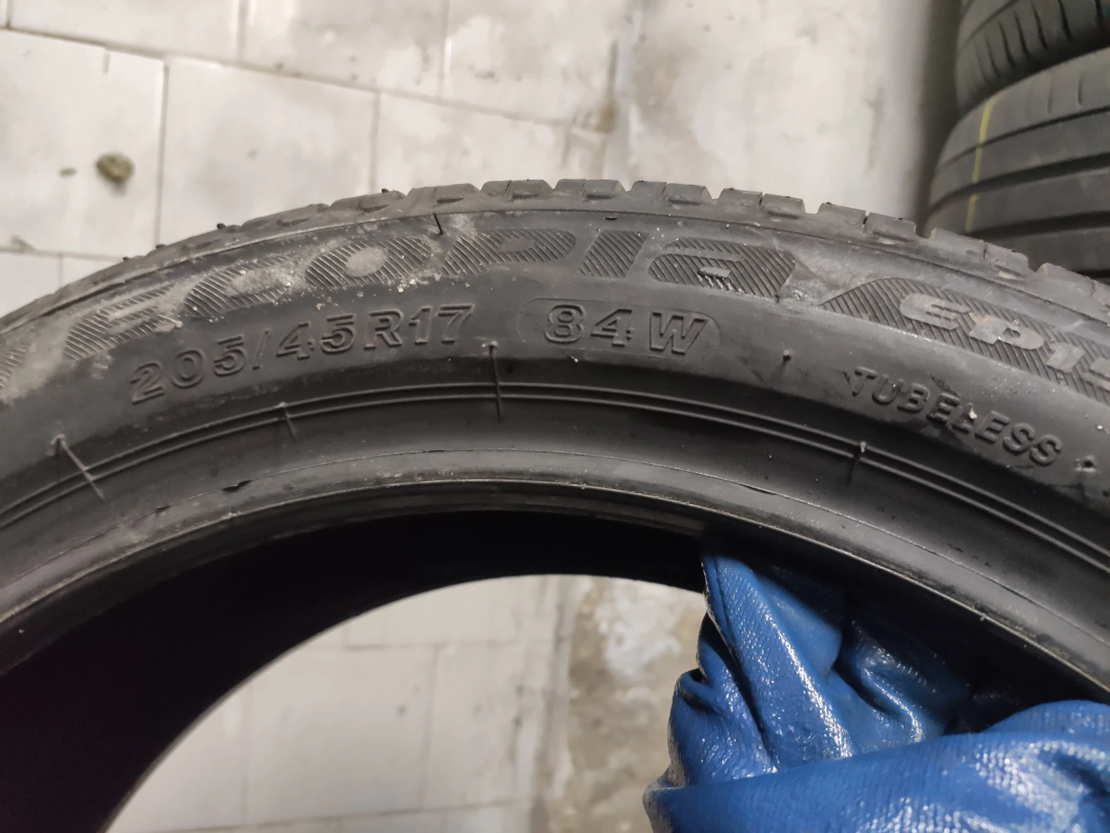  205/45R17 | Mobile.bg   6