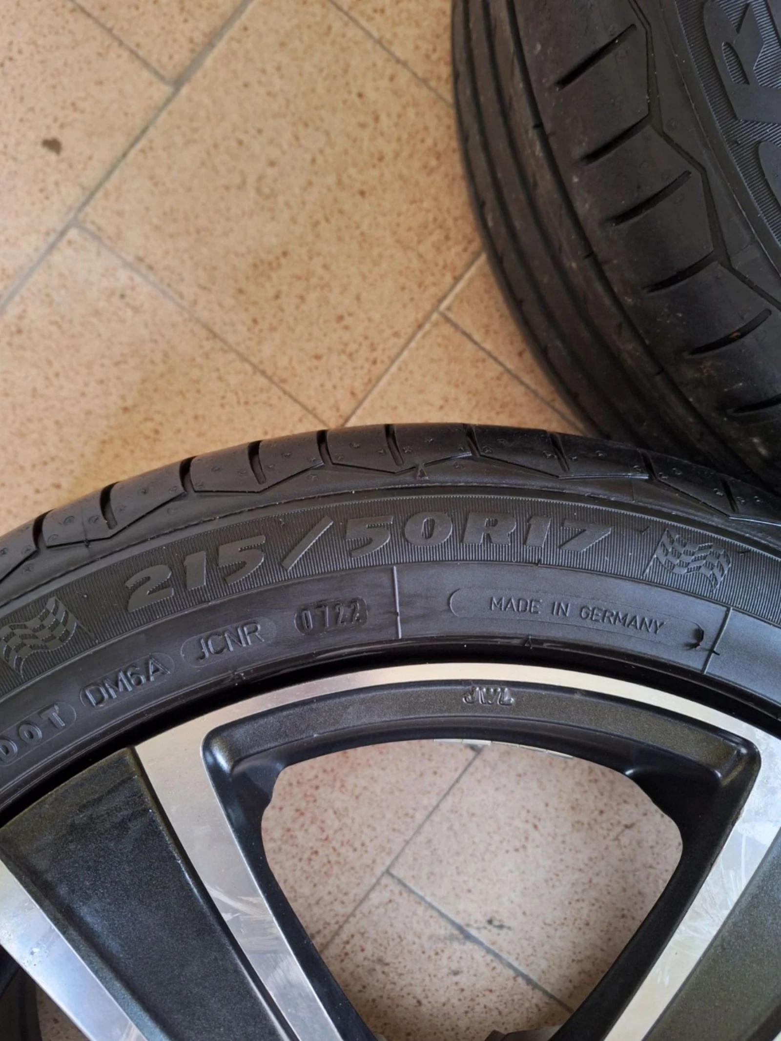 Гуми с джанти Debica 215/50R17, снимка 3 - Гуми и джанти - 53995785