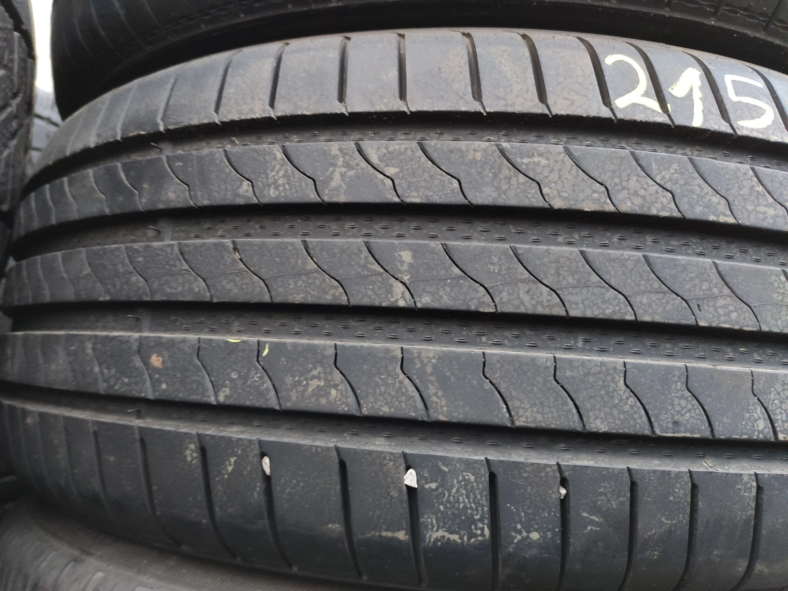 Гуми Летни 215/55R17, снимка 3 - Гуми и джанти - 55581731