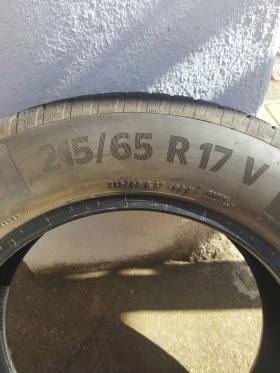 Гуми Летни 215/65R17, снимка 1 - Гуми и джанти - 48343736