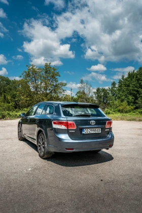 Toyota Avensis 2.2 D-4D, снимка 4