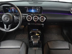 Mercedes-Benz A 220 Седан, снимка 6