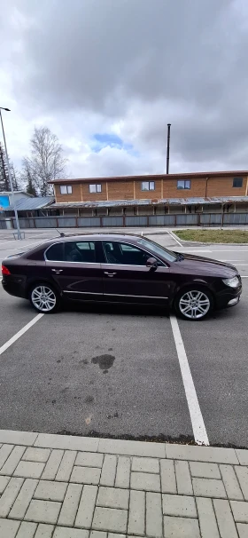 Skoda Superb 2.0, снимка 5