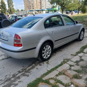 Skoda Superb 6 СКОРОСТИ  - 2700 € - 19438645 5
