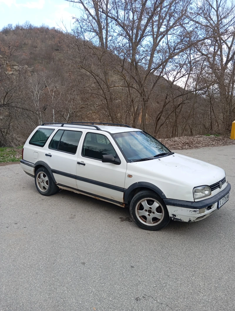 VW Golf 1.9tdi, снимка 6 - Автомобили и джипове - 49225889