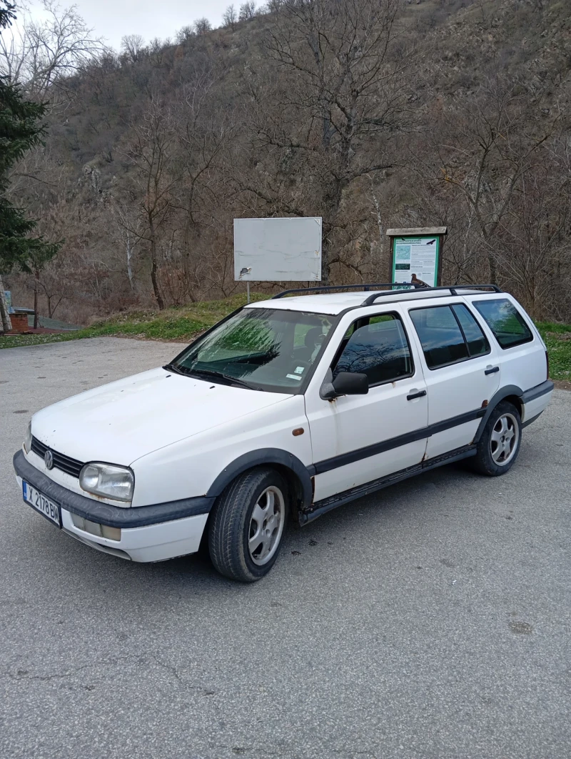 VW Golf 1.9tdi, снимка 1 - Автомобили и джипове - 49225889