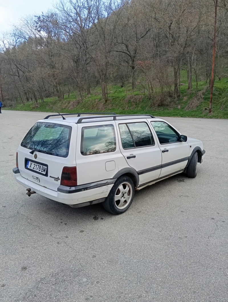 VW Golf 1.9tdi, снимка 5 - Автомобили и джипове - 49225889