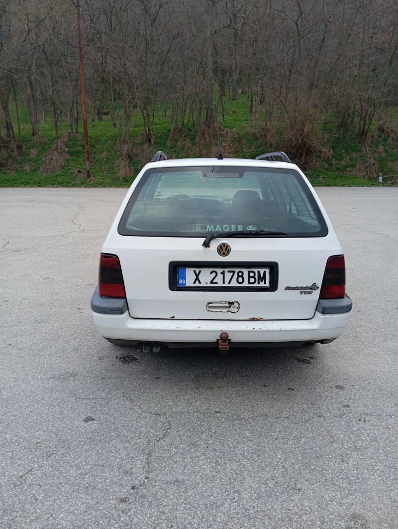 VW Golf 1.9tdi, снимка 4 - Автомобили и джипове - 49225889