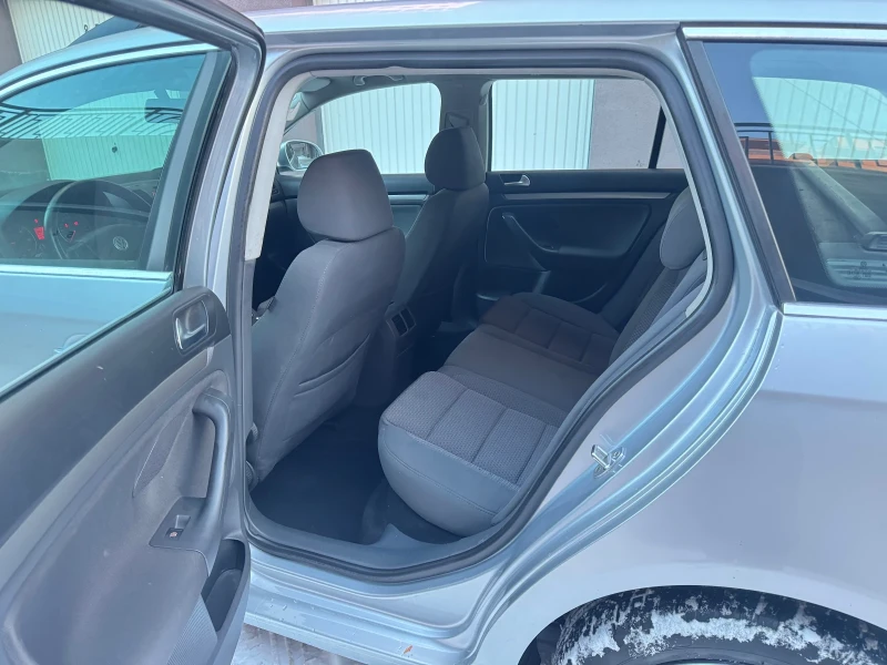 VW Golf 1.9TDi/105kc., снимка 11 - Автомобили и джипове - 49383590