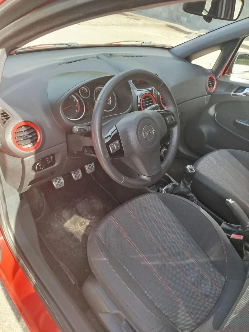 Opel Corsa 1.4 бензин eco-tec, снимка 8 - Автомобили и джипове - 51883119