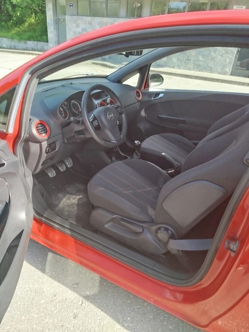 Opel Corsa 1.4 бензин eco-tec, снимка 9 - Автомобили и джипове - 51883119