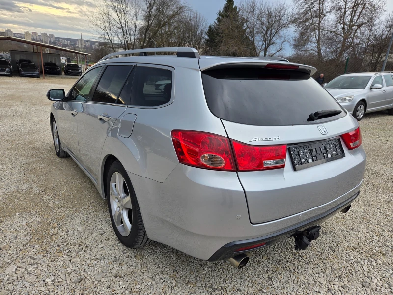 Honda Accord 2.4 201 k.c Executive Facelift ШВЕЙЦАРИЯ      , снимка 6 - Автомобили и джипове - 51072337