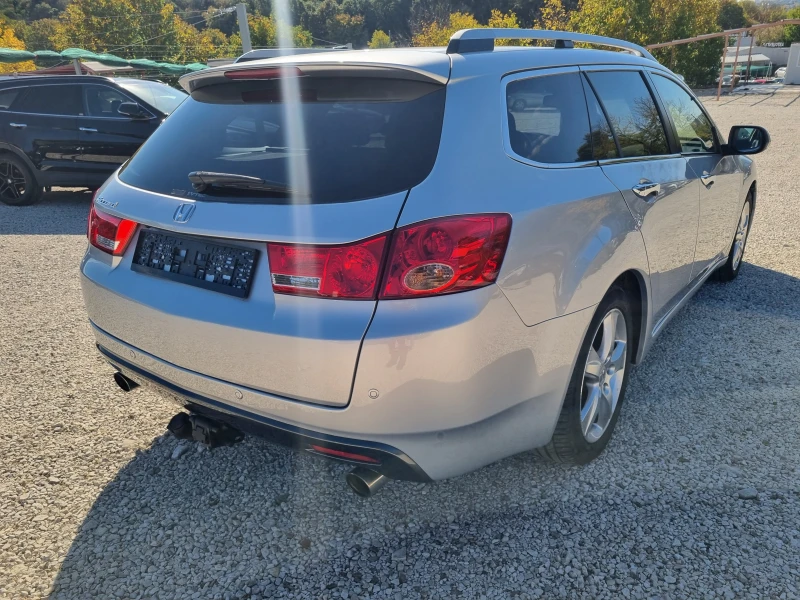 Honda Accord 2.4 201 k.c Executive Facelift ШВЕЙЦАРИЯ      , снимка 4 - Автомобили и джипове - 51072337