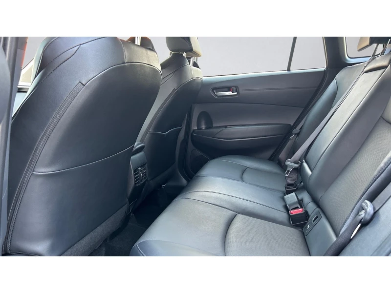 Toyota Corolla Cross Месечна вноска от 970 лв., снимка 11 - Автомобили и джипове - 51325225