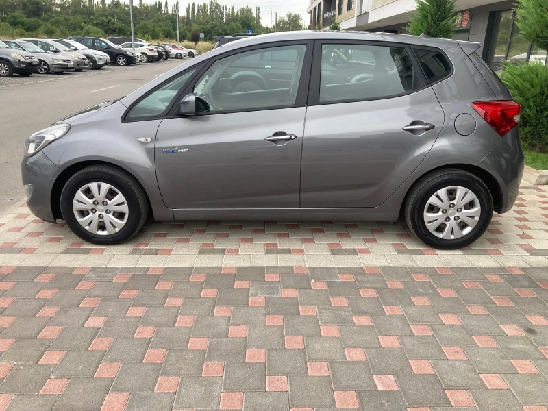 Hyundai Ix20, снимка 8 - Автомобили и джипове - 51380376