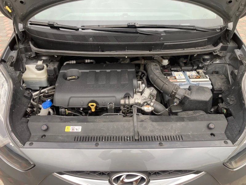 Hyundai Ix20, снимка 15 - Автомобили и джипове - 51380376