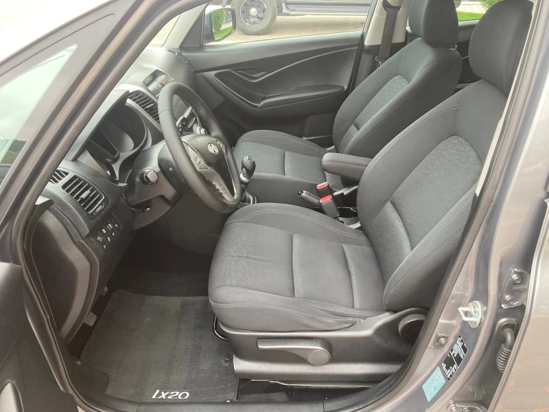 Hyundai Ix20, снимка 9 - Автомобили и джипове - 51380376