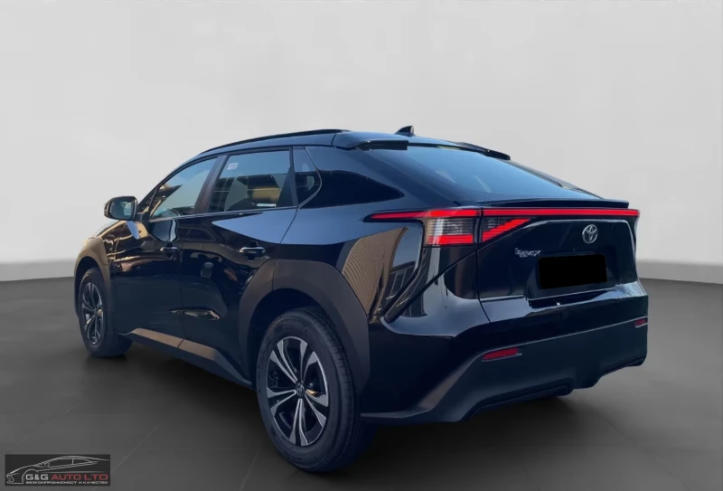 Toyota bZ4X BEV/205HP/COMFORT/FWD/CAM/NAVI/LED/KLESS/522g, снимка 4 - Автомобили и джипове - 52234819