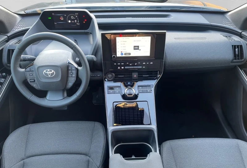 Toyota bZ4X BEV/205HP/COMFORT/FWD/CAM/NAVI/LED/KLESS/522g, снимка 9 - Автомобили и джипове - 52234819