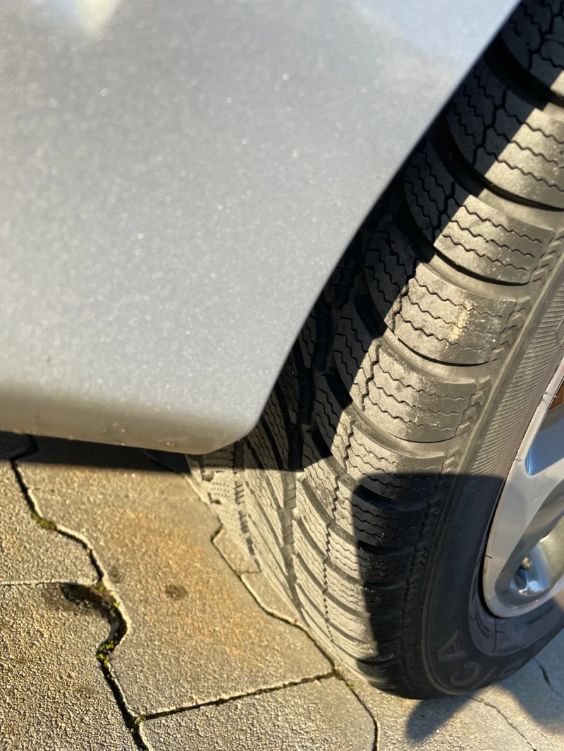 Hyundai I30 1.6 CRDI, снимка 9 - Автомобили и джипове - 52343470