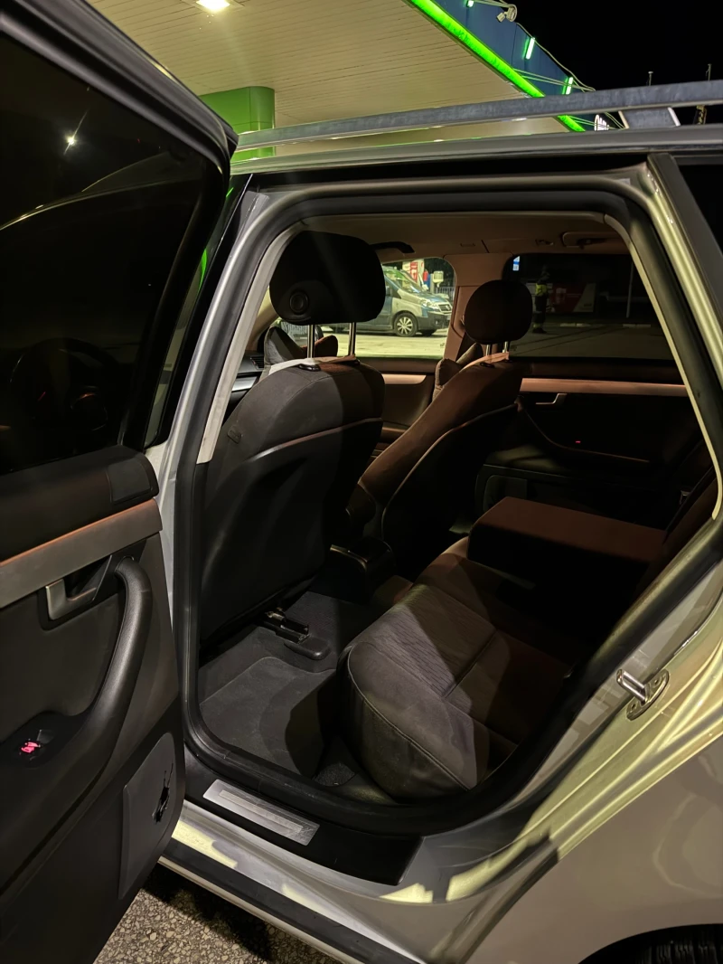 Audi A4 2.0tdi, снимка 7 - Автомобили и джипове - 52396048