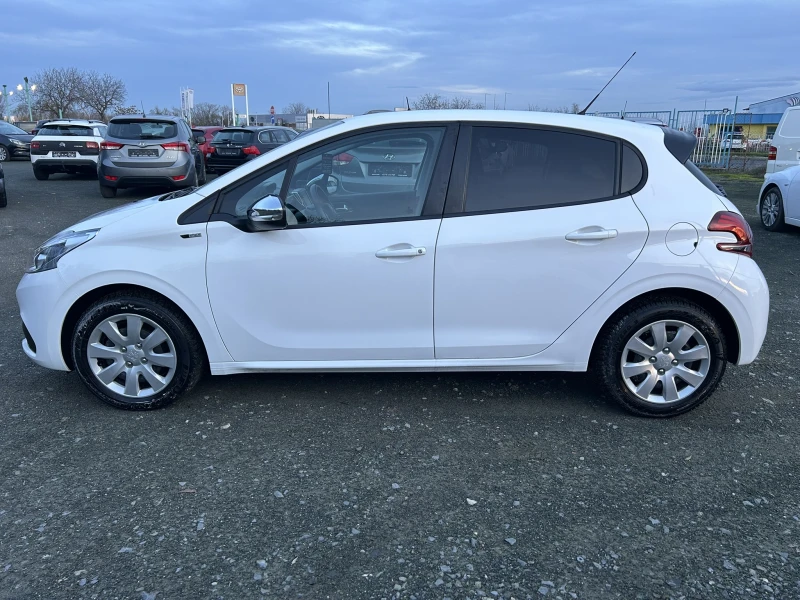 Peugeot 208 1.2* STYLE* FACE* EURO6, снимка 2 - Автомобили и джипове - 52555302