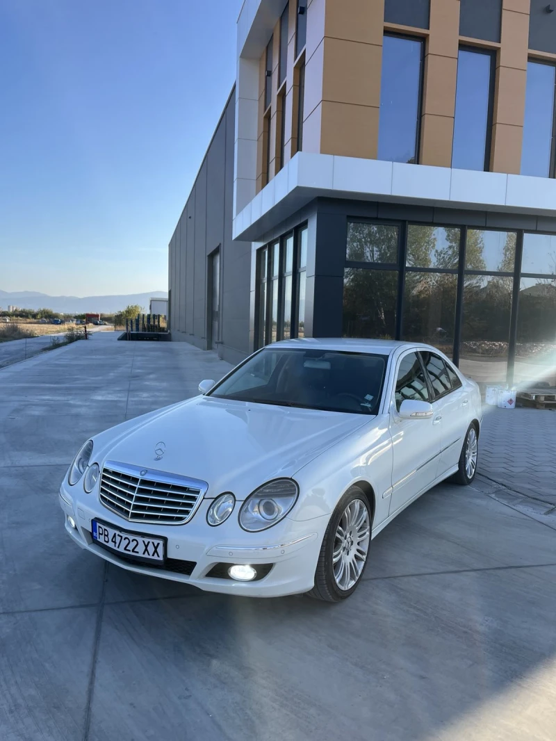 Mercedes-Benz E 200 EVO ELEGANCE, снимка 2 - Автомобили и джипове - 52851067