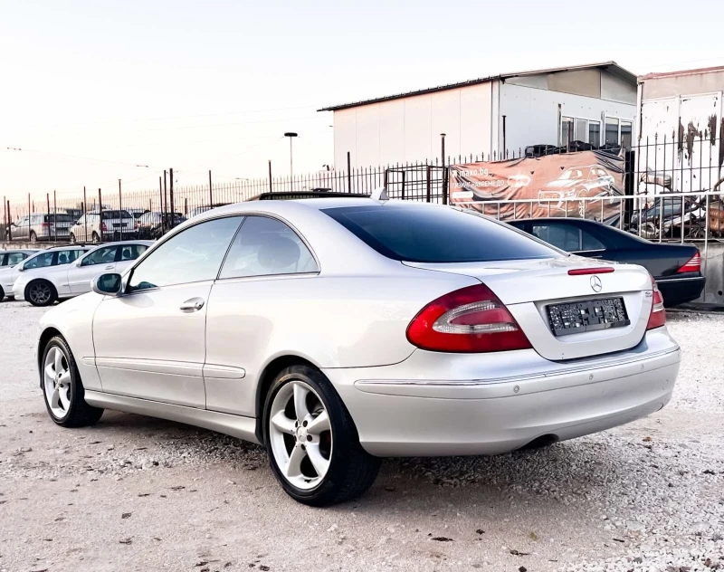 Mercedes-Benz CLK Avtomat Avangarde , снимка 6 - Автомобили и джипове - 52913945
