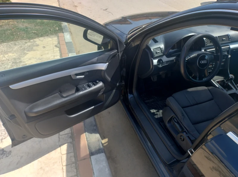 Audi A4, снимка 5 - Автомобили и джипове - 53187576