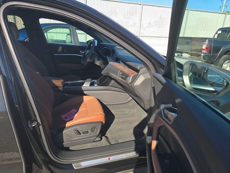 Audi E-Tron Sportback S line Premium Plus , снимка 6 - Автомобили и джипове - 53282425