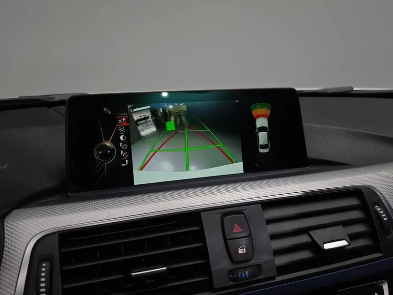 BMW 320 i M Sports - САМО 30% АВАНС, снимка 16 - Автомобили и джипове - 55896878