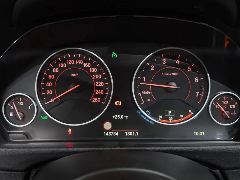 BMW 320 i M Sports - САМО 30% АВАНС, снимка 8 - Автомобили и джипове - 55896878