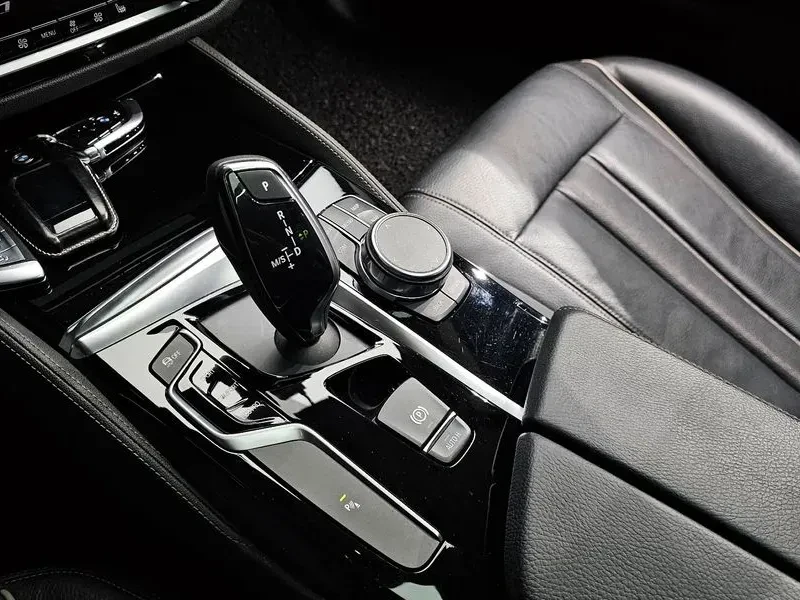 BMW 520 I LUXURY| DISTRONIC| �������| HEAD UP DISPLAY | Mobile.bg � ����������� 14