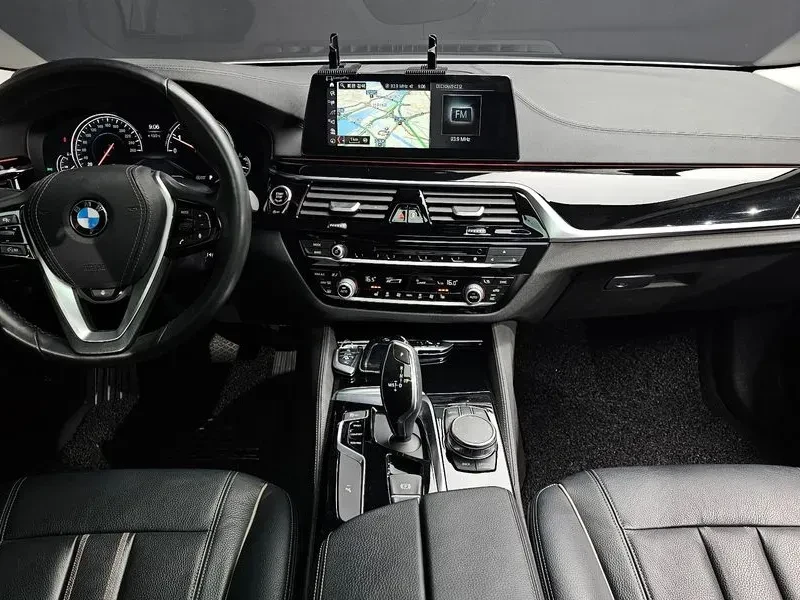 BMW 520 I LUXURY| DISTRONIC| �������| HEAD UP DISPLAY | Mobile.bg � ����������� 9