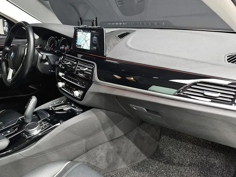 BMW 520 I LUXURY| DISTRONIC| �������| HEAD UP DISPLAY | Mobile.bg � ����������� 7