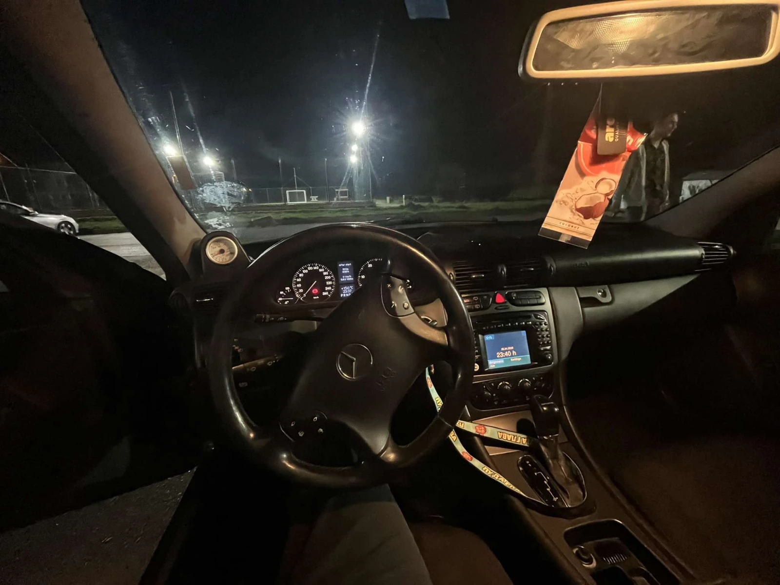 Mercedes-Benz C 270  - изображение 8