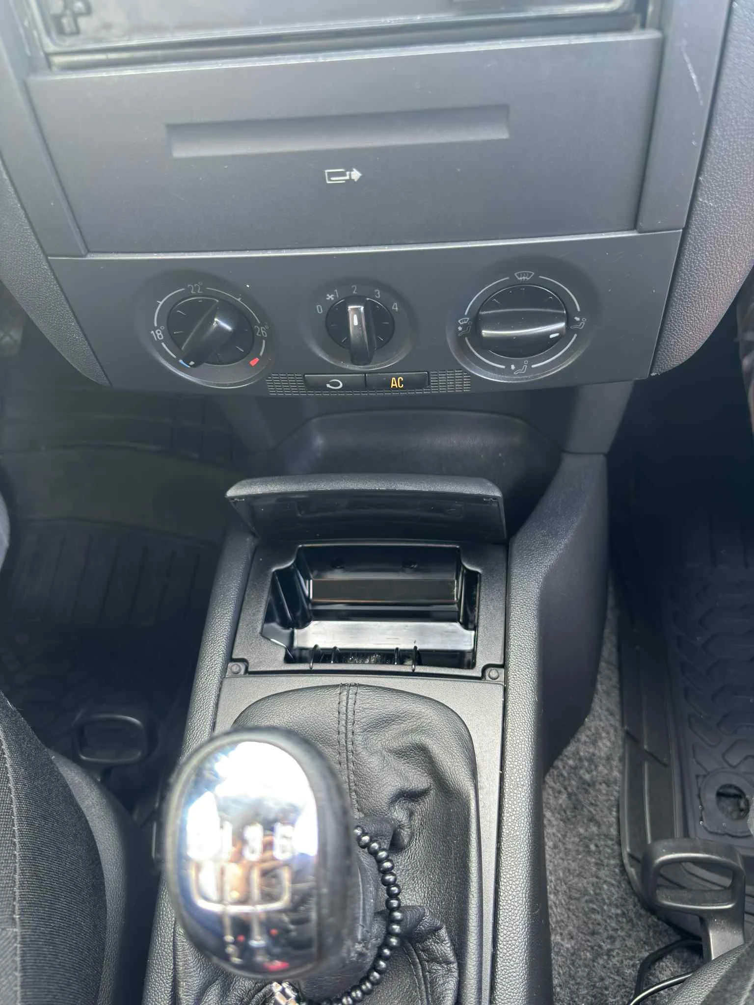 Skoda Fabia  - изображение 10
