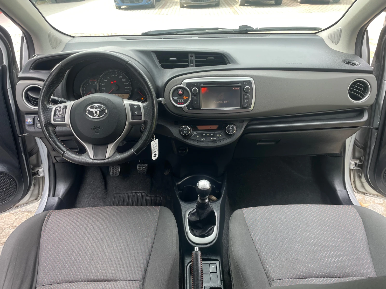 Toyota Yaris 1.3i ГАЗ КАМЕРА | Mobile.bg — изображение 12